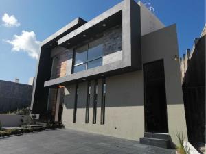 Casa en venta en Bosque Monarca, Morelia — foto 3 de 23