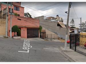 Casa en venta en Lomas de San Mateo, Naucalpan de Juárez, México