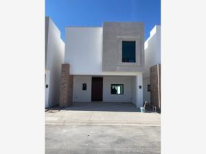 Casa en venta en La Rioja Residencial, Torreón — foto 2 de 19