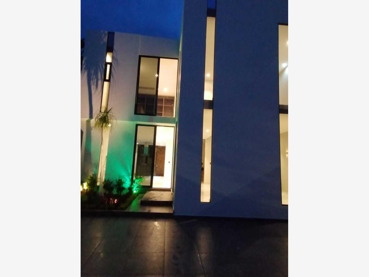 Casa en venta en Bosque Monarca, Morelia — foto 1 de 22