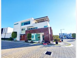Casa en venta en Lomas de Angelópolis, San Andrés Cholula — foto 2 de 25