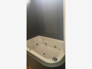 Casa en venta en Bosque Camelinas, Morelia — foto 2 de 28