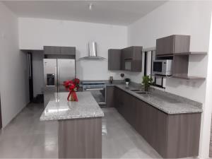 Casa en venta en Lomas de las Etnias, Torreón — foto 3 de 32