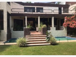 Casa en venta en Palmira Tinguindin, Cuernavaca, Morelos