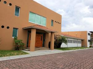 Casa en Quintas de Atzala, San Andrés Cholula, Puebla