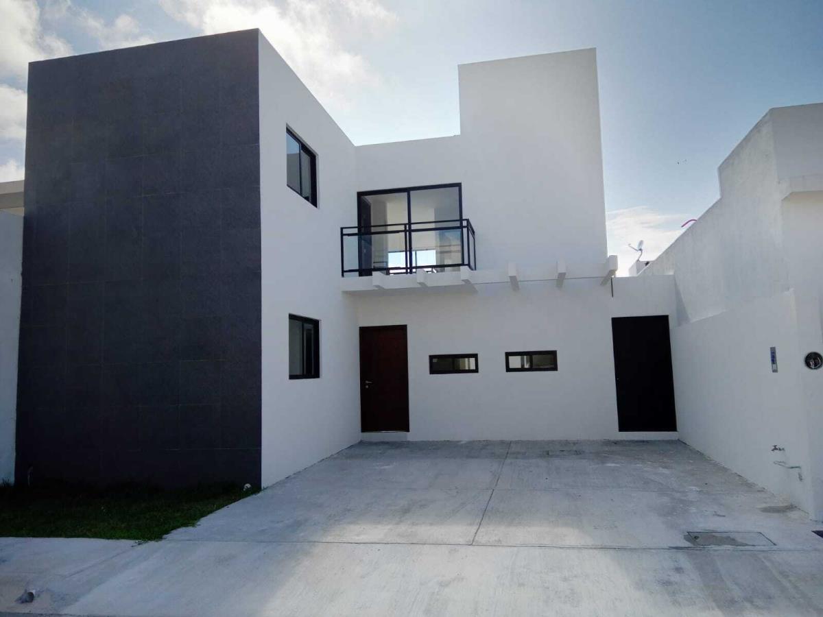 Casa en venta en Los Manantiales Residencial, Alvarado — foto 1 de 22