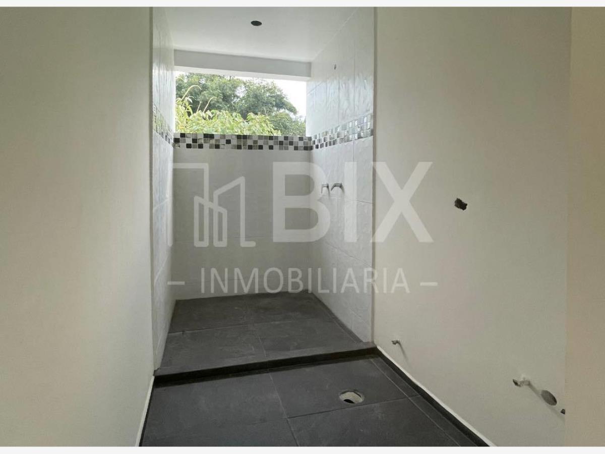 Casa en venta en Villa de las Flores, Emiliano Zapata, Veracruz