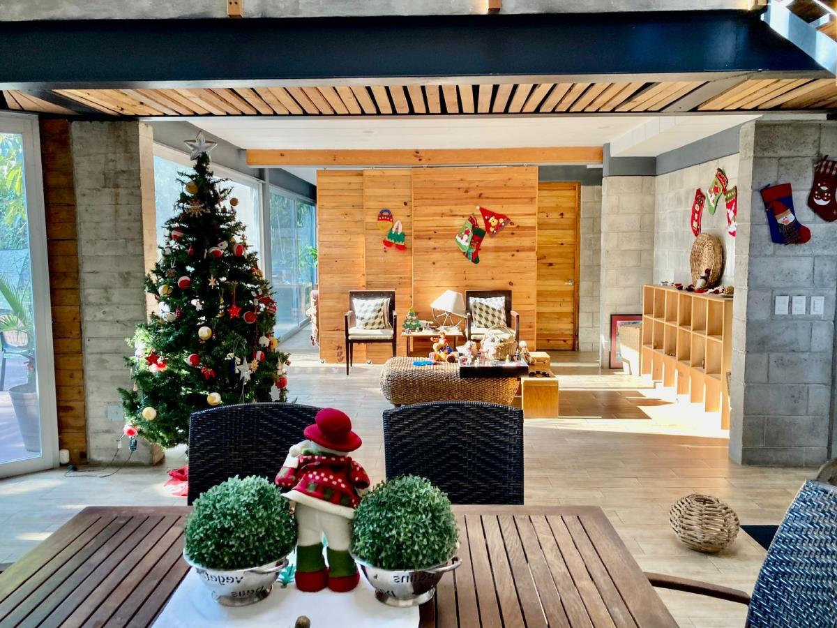 Casa en venta en Lomas de Atzingo, Cuernavaca — foto 1 de 40