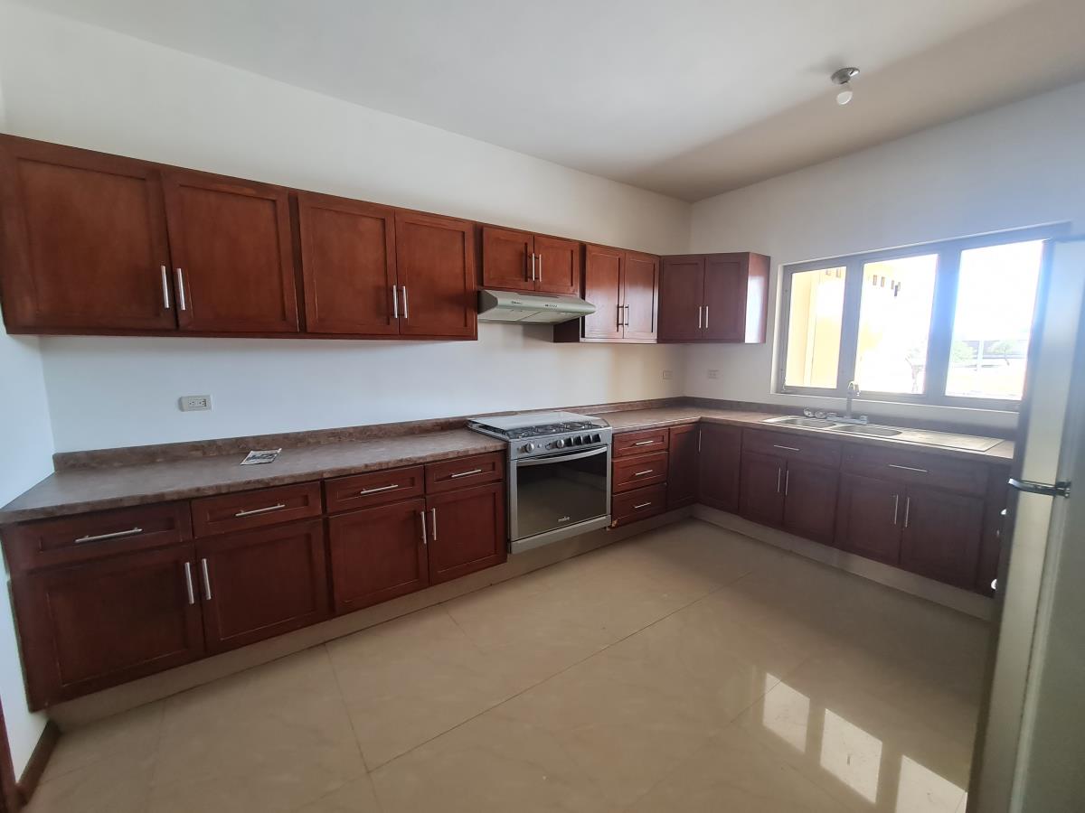Casa en renta en Las Acacias, Torreón — foto 1 de 31