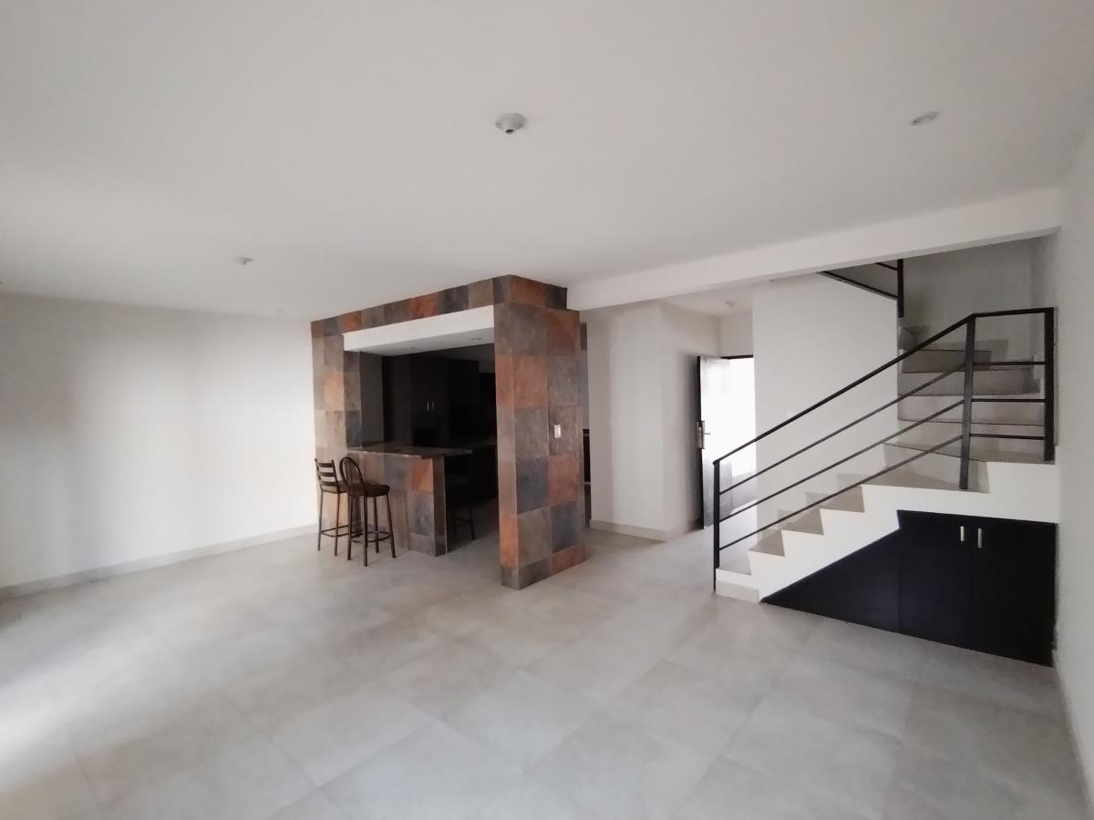 Casa en venta en Alebrijes Residencial, Torreón — foto 1 de 51