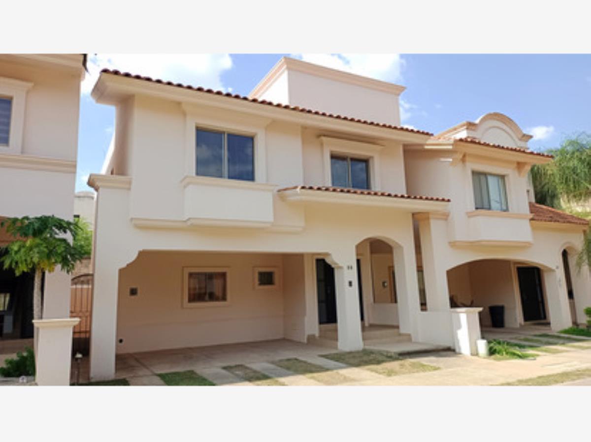 Casa en Venta en Villa California, Tlajomulco de Zúñiga, Jalisco Casa en Venta en Villa California, Tlajomulco de Zúñiga, Jalisco
