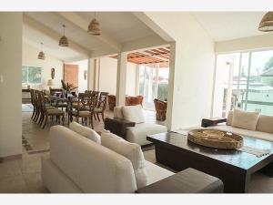 Casa en venta en Rancho Cortes, Cuernavaca — foto 3 de 8