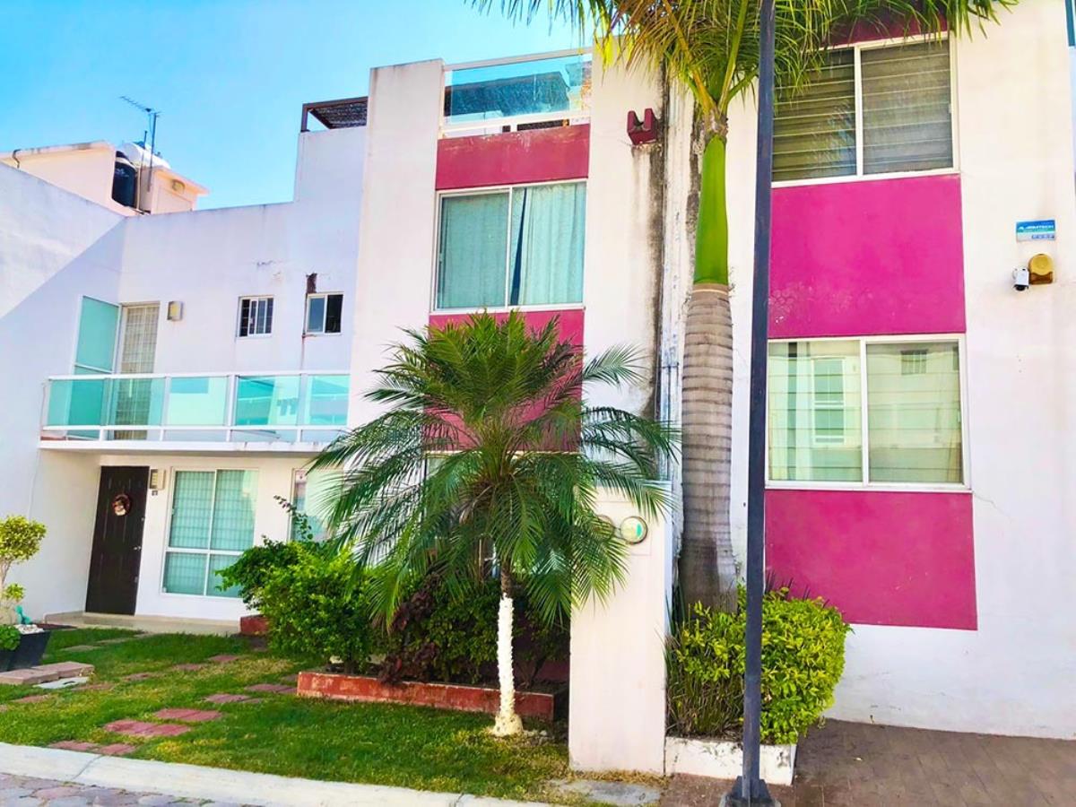 Casa en venta en Tequesquitengo, Jojutla — foto 1 de 15