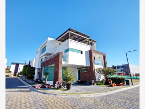 Casa en venta en Lomas de Angelópolis, San Andrés Cholula — foto 2 de 24