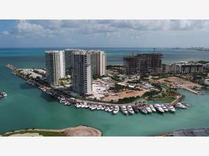 Departamento en venta en PUERTO CANCUN, Benito Juárez — foto 3 de 11
