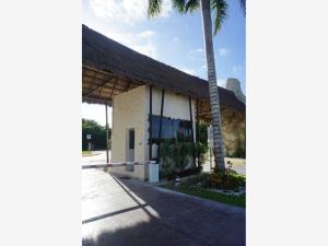 Terreno en venta en Puerto Morelos, Puerto Morelos — foto 2 de 7