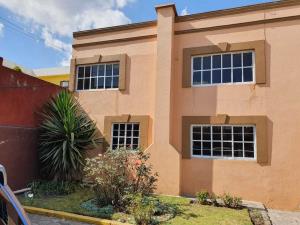 Casa en venta en Metepec Centro, Metepec — foto 2 de 12