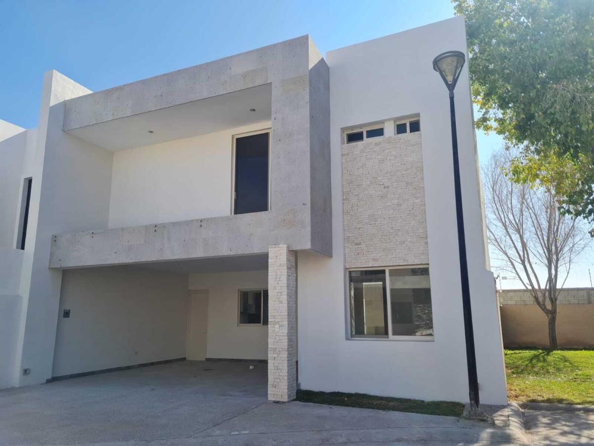Casa en venta en Villa de las Palmas, Torreón — foto 1 de 18