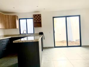 Casa en venta en Jardines de La Gloria, Tijuana — foto 3 de 14