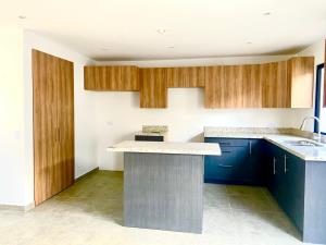 Casa en venta en Jardines de La Gloria, Tijuana — foto 2 de 14