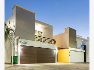 Casa en venta en Espacios Barcelona, Culiacán, Sinaloa