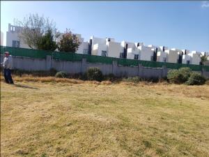 Terreno en venta en San Miguel Totocuitlapilco, Metepec, México Terreno en venta en San Miguel Totocuitlapilco, Metepec, México