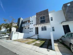 Casa en renta en El Condado, Corregidora — foto 2 de 42