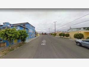 Casa en venta en Valle Dorado, Ensenada — foto 2 de 5