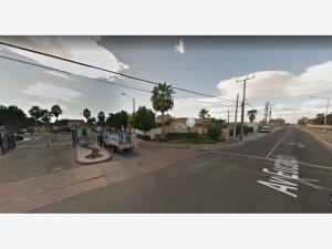 Casa en venta en Versalles Residencial, Mexicali — foto 3 de 7