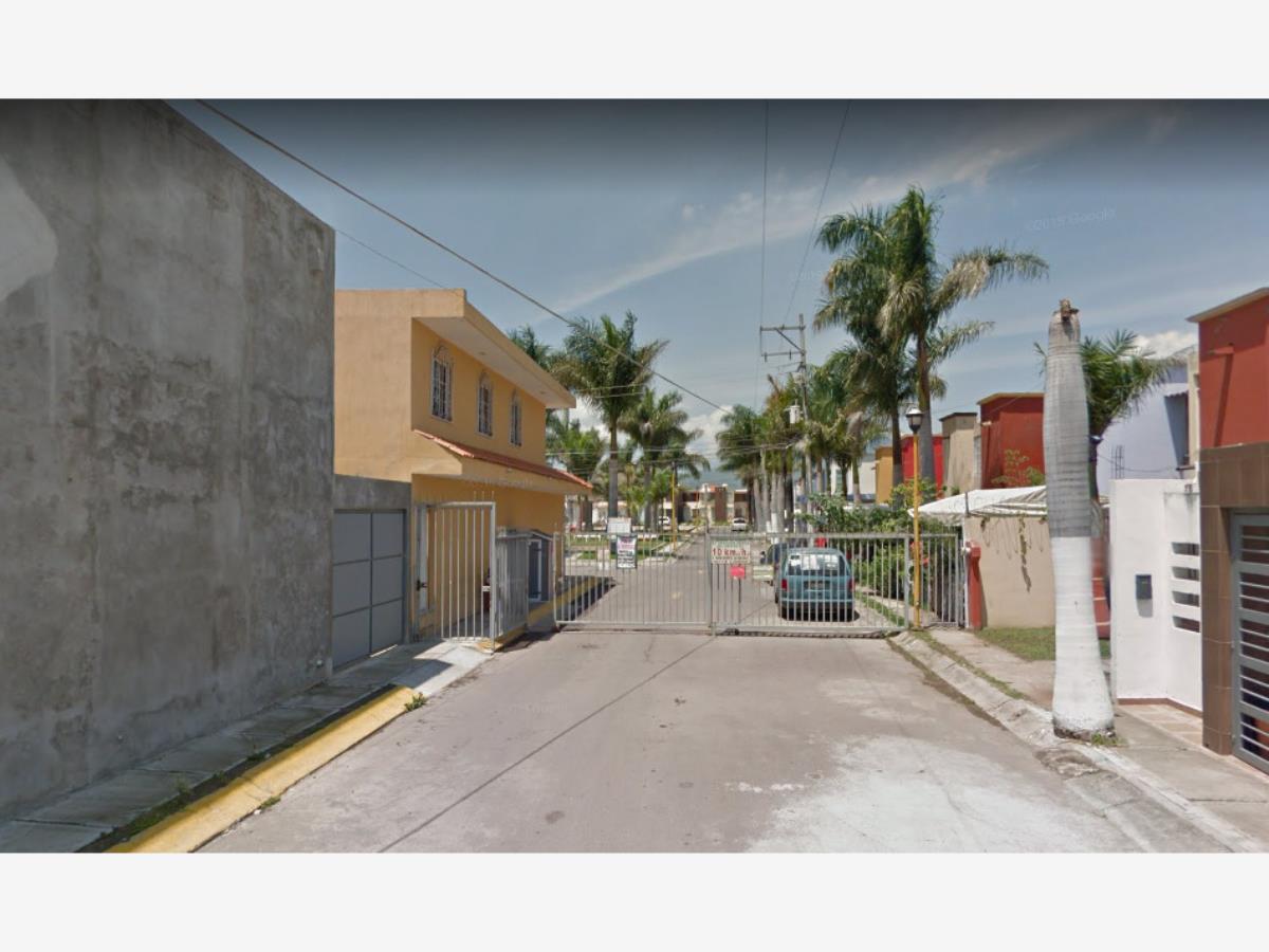 Casa en venta en Fracc Valle Real, Tepic, Nayarit