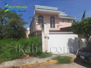 Casa en Las Granjas, Poza Rica de Hidalgo, Veracruz de Ignacio de la Llave
