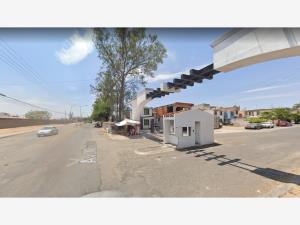Casa en venta en La Arbolada Plus, Tlajomulco de Zúñiga — foto 2 de 5