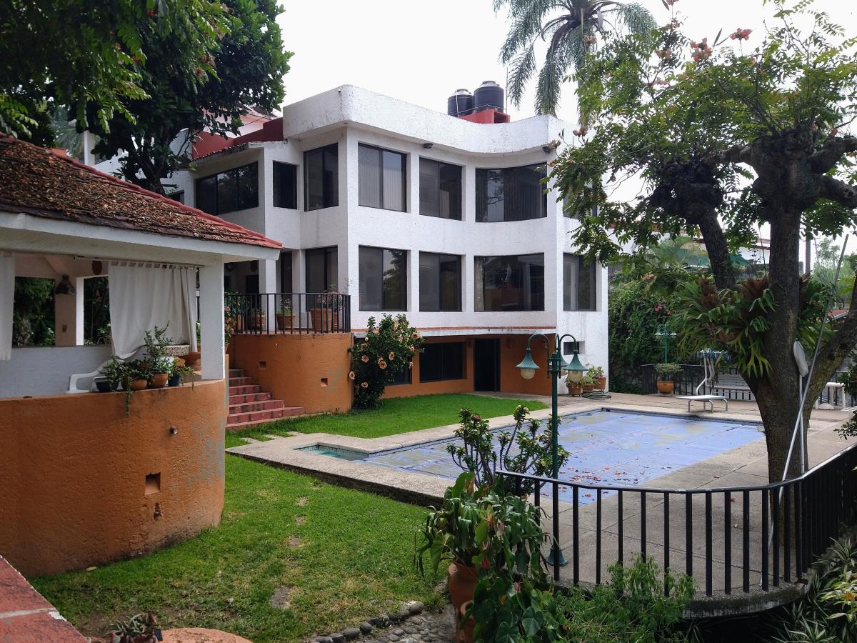 Casa en venta en Chulavista, Cuernavaca — foto 1 de 24