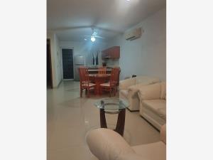 Casa en renta en Salagua, Manzanillo — foto 2 de 10