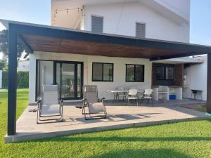 Casa en venta en Lomas de Cocoyoc, Atlatlahucan — foto 2 de 33