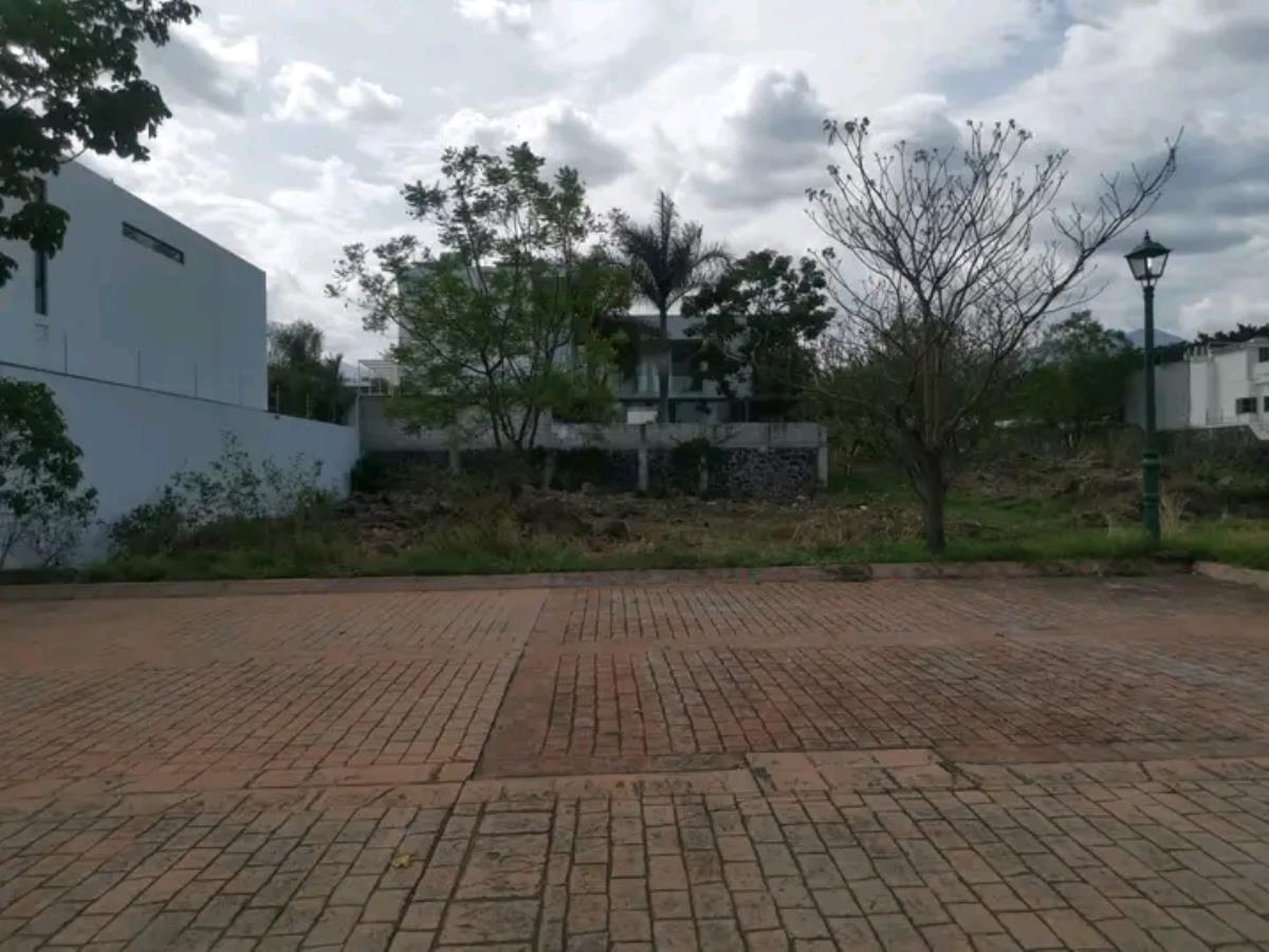 Terreno en venta en Extensión Vista Hermosa, Cuernavaca — foto 1 de 4