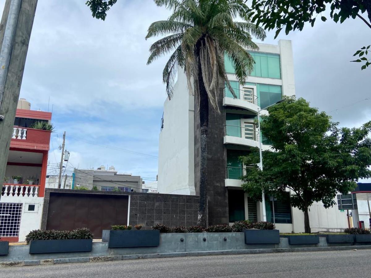 Edificio en venta en Jesus Garcia, Centro — foto 1 de 43