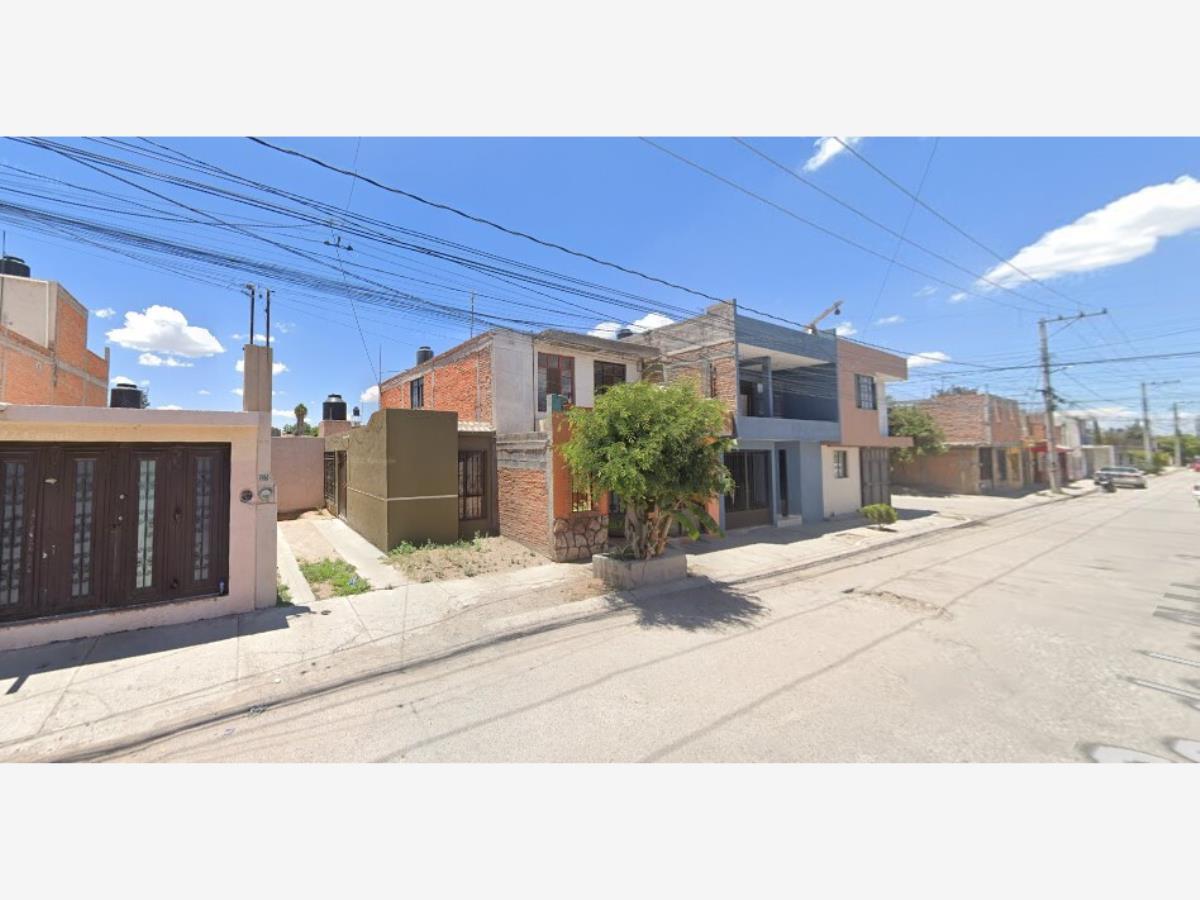 Casa en venta en Hogares Populares Pavón 1a Sección, Soledad de Graciano Sánchez — foto 1 de 13