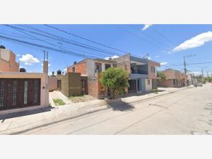 Casa en remate en Hogares Populares Pavón 1a Sección, Soledad de Graciano Sánchez, San Luis Potosí