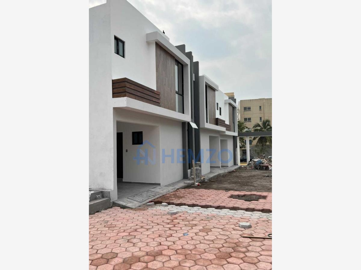 Casa en venta en Las Lomas Residencial, Alvarado — foto 1 de 5