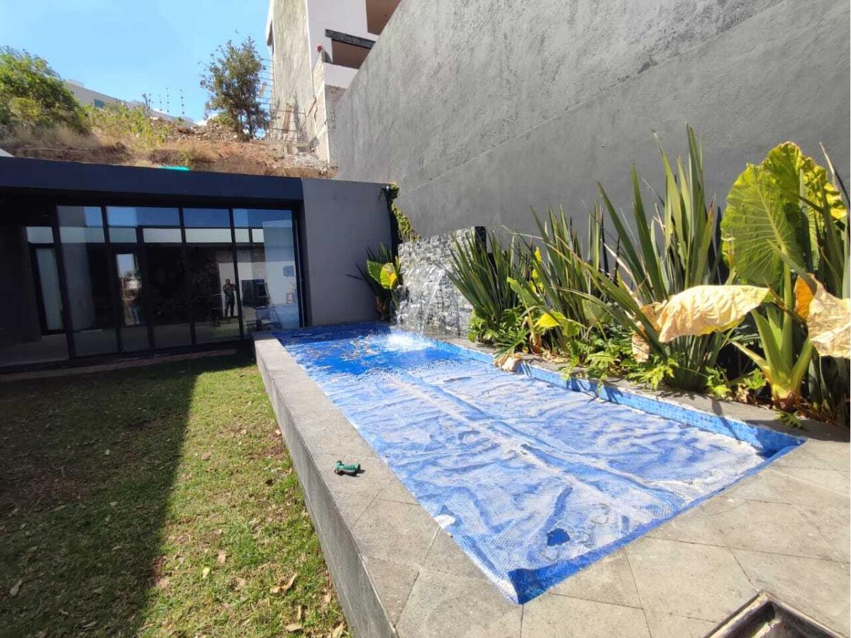 Casa en venta en Bosque Monarca, Morelia — foto 1 de 44