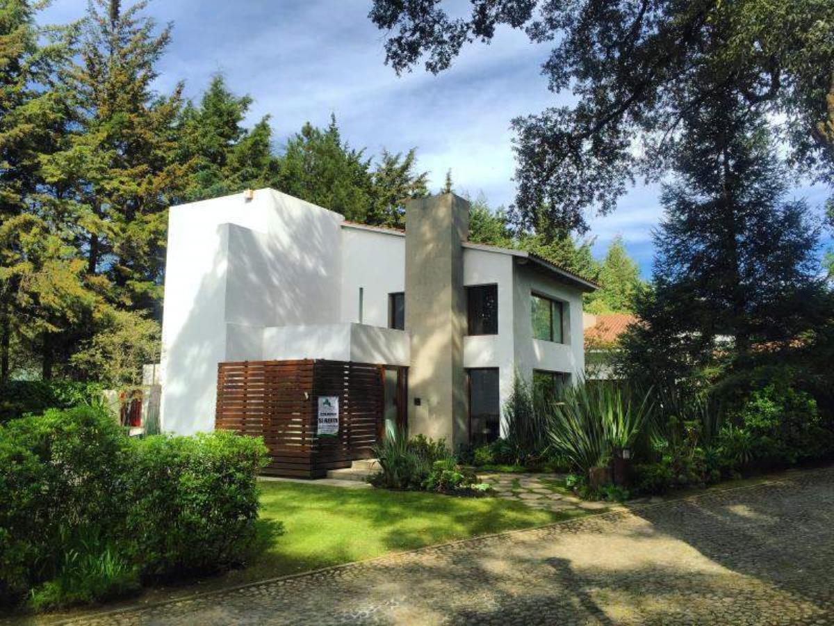 Casa en venta en Centro Ocoyoacac, Ocoyoacac — foto 1 de 49