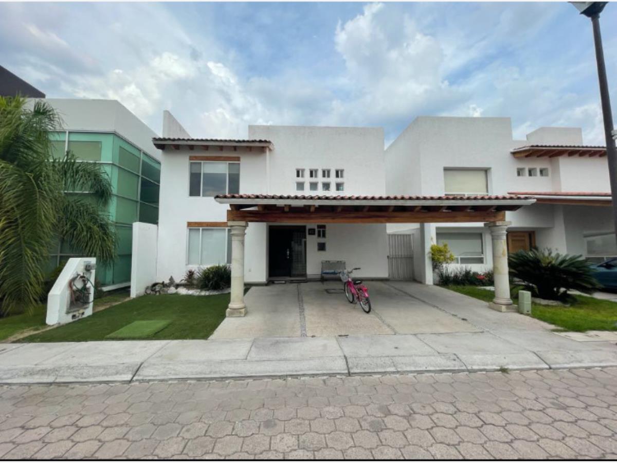 Casa en venta en Industrial El Pueblito, Corregidora — foto 1 de 8