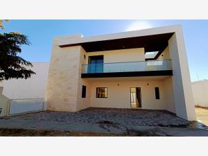 Casa en El Mayorazgo Residencial, León, Guanajuato