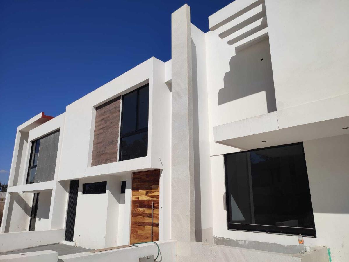 Casa en venta en Bosque Monarca, Morelia — foto 1 de 11
