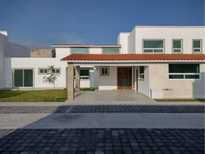 Casa en venta en Santa Maria Magdalena Ocotitlan, Metepec, México