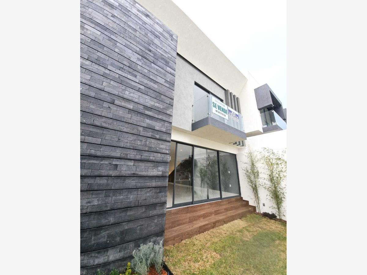 Casa en venta en Bosques Tres Marias, Morelia — foto 1 de 15