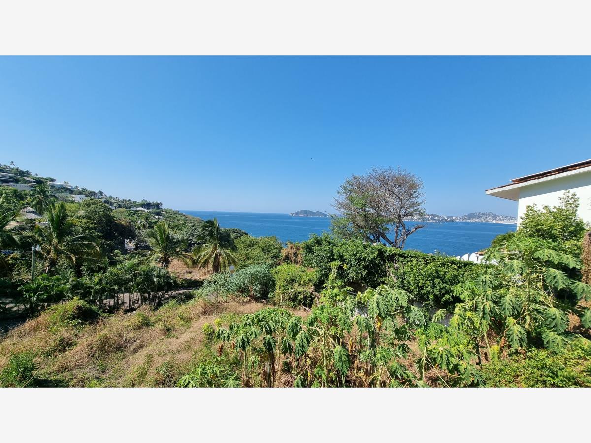 Terreno en venta en Playa Guitarrón, Acapulco de Juárez — foto 1 de 9