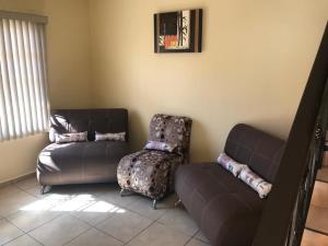 Casa en renta en Manantiales del Bosque, Ramos Arizpe — foto 3 de 21