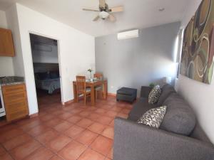 Departamento en renta en Hacienda San Jerónimo, Saltillo — foto 3 de 11